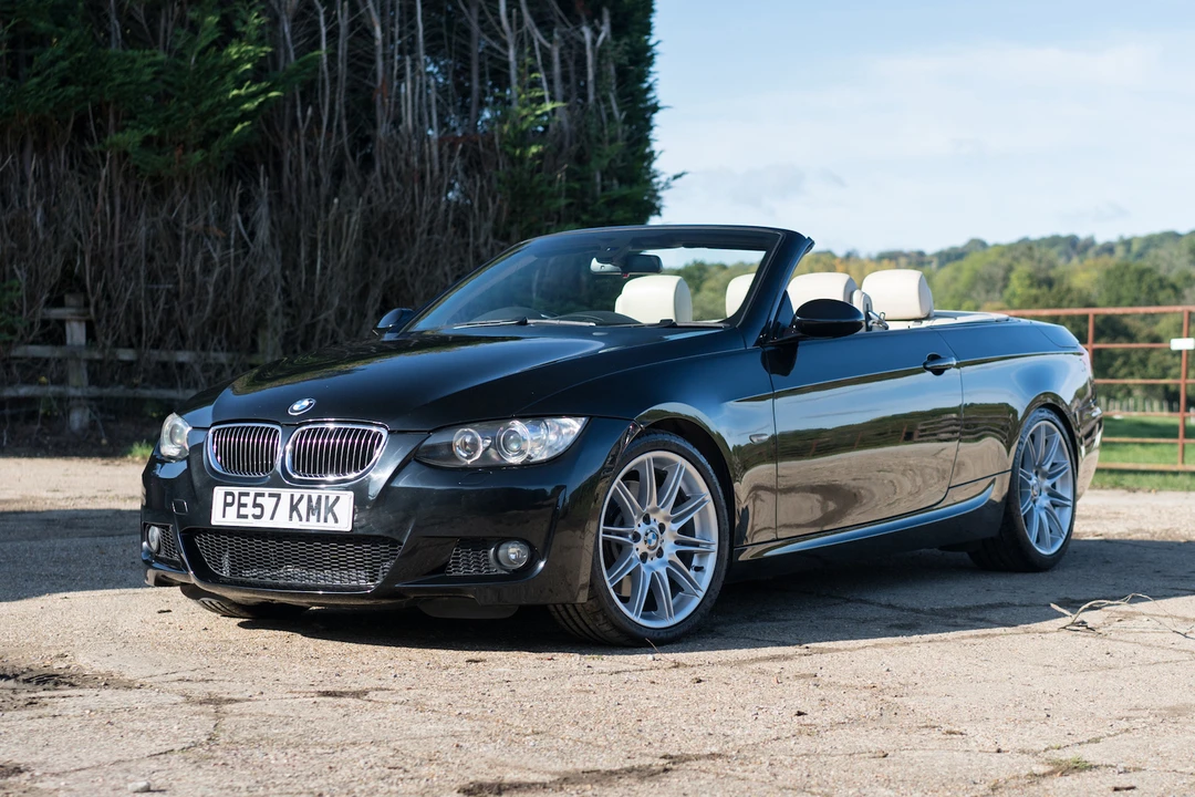 2007 BMW E93 335i Convertible - Image 2 of 31