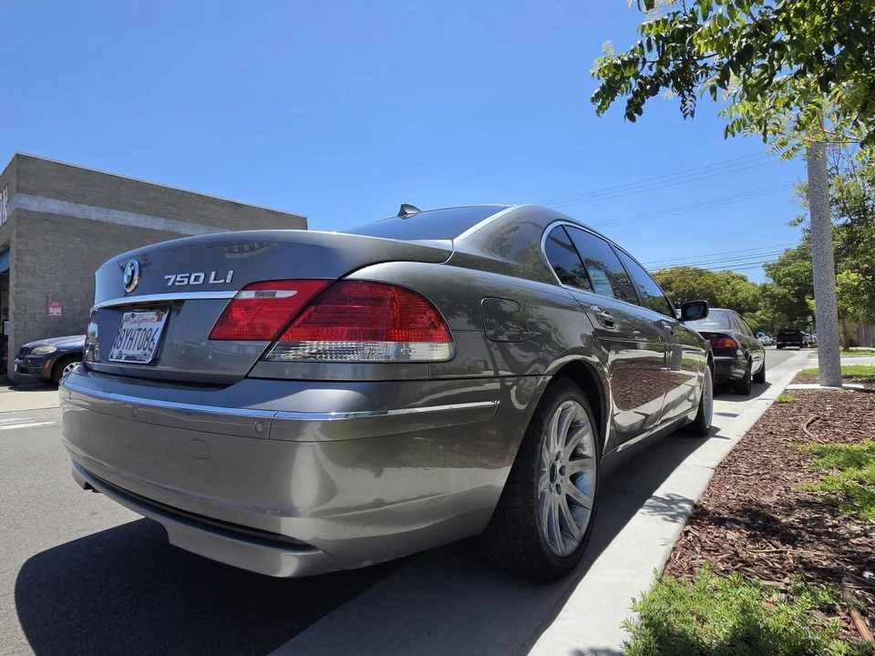2007 BMW E65/E66 7 Series - Image 5 of 11
