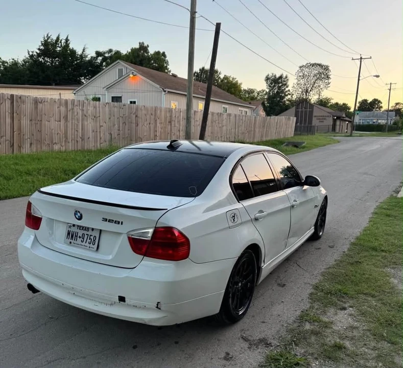 2007 BMW M3 - Image 2 of 7