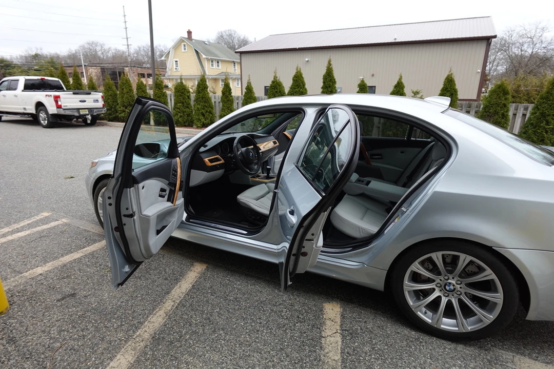 2007 BMW E60 M5 - Image 14 of 31