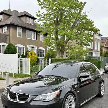 2007 BMW M5 Sedan