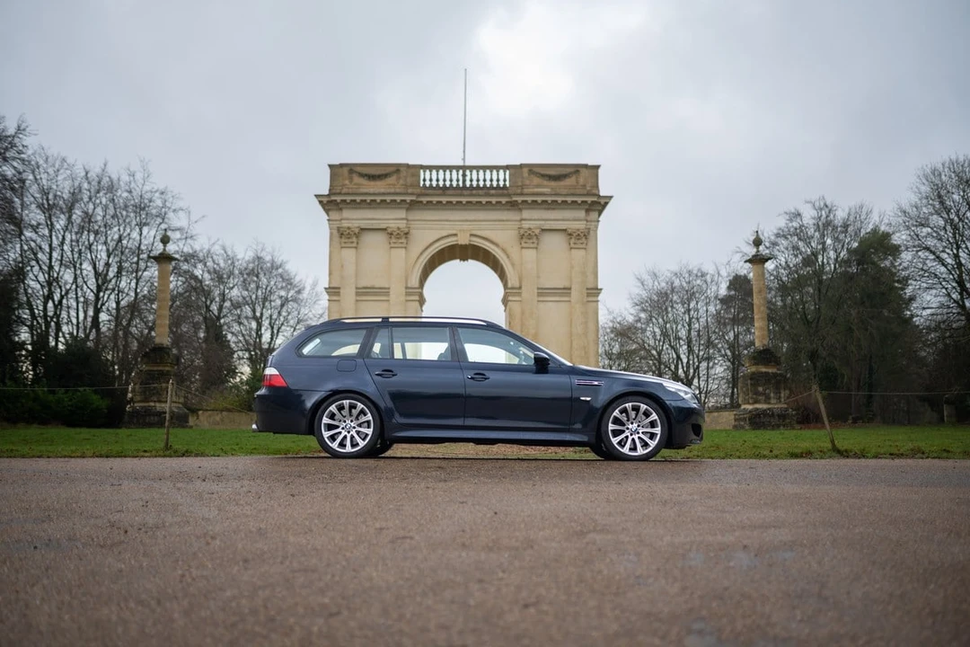 2007 BMW E61 M5 Touring - Image 2 of 30