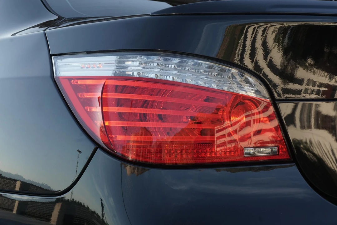 2007 BMW E60 M5 - Image 29 of 31