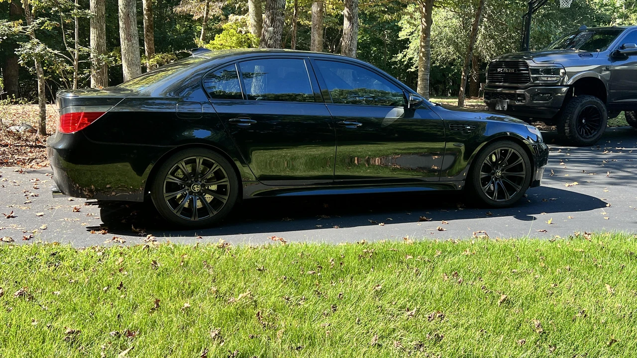 2007 BMW E60 M5 - Image 13 of 28
