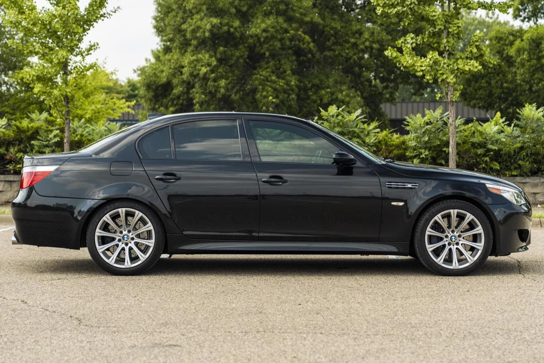 2007 BMW E60 M5 - Image 3 of 31