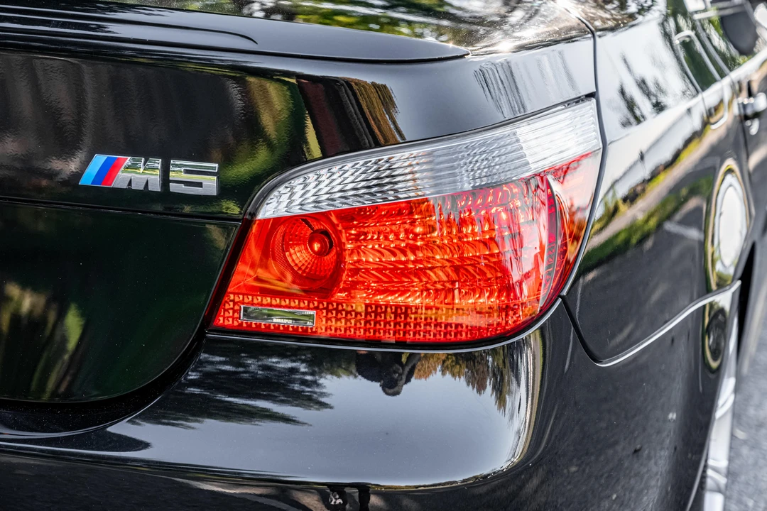 2007 BMW E60 M5 - Image 17 of 31