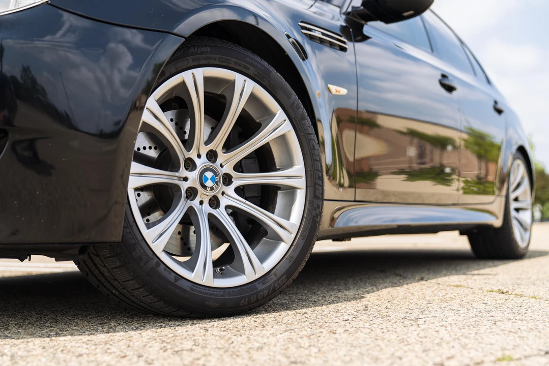 2007 BMW E60 M5 - Image 17 of 31