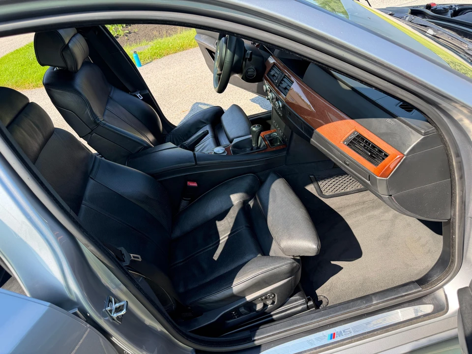 2007 BMW E60 M5 - Image 20 of 31