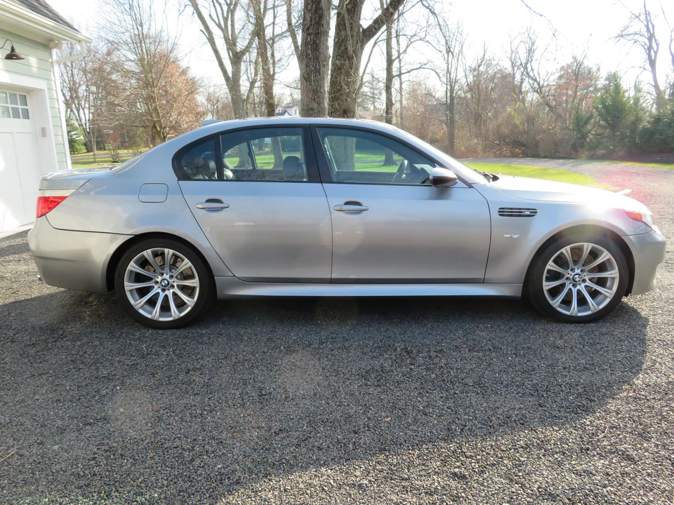 2007 BMW E60 M5 - Image 16 of 31