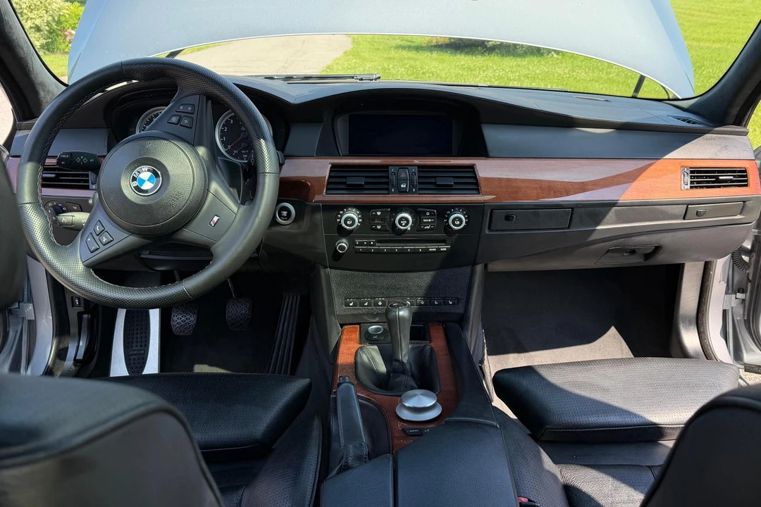 2007 BMW E60 M5 - Image 16 of 31