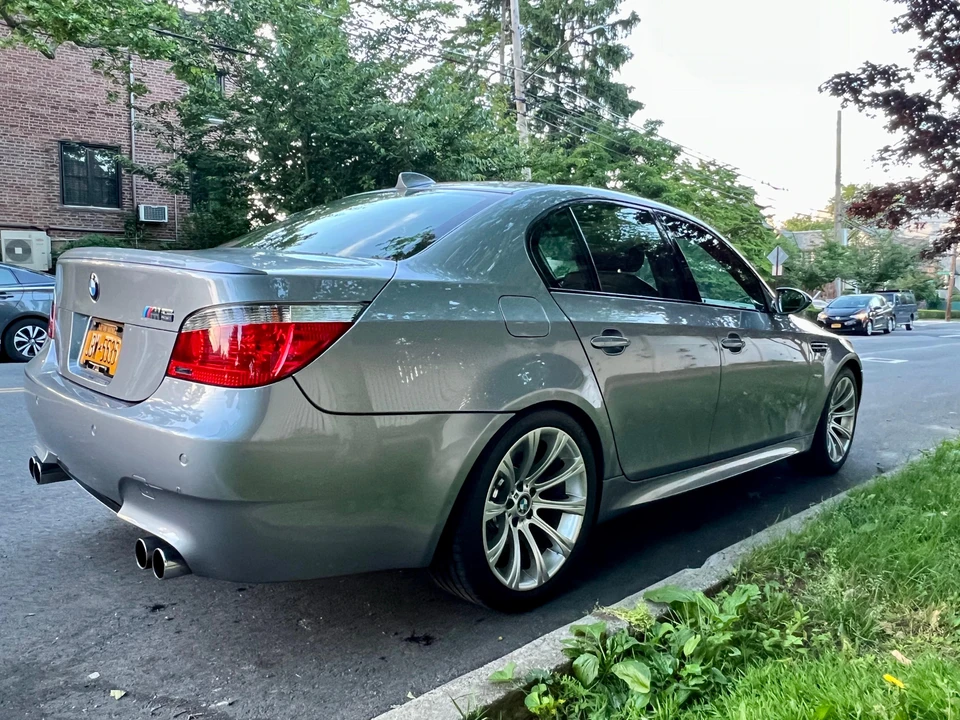 2007 BMW E60 M5 - Image 11 of 31