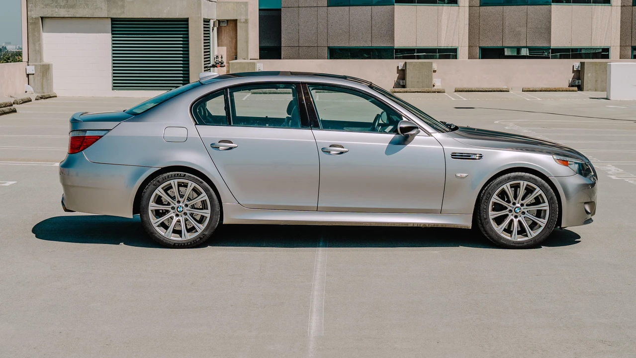 2007 BMW E60 M5 - Image 16 of 31