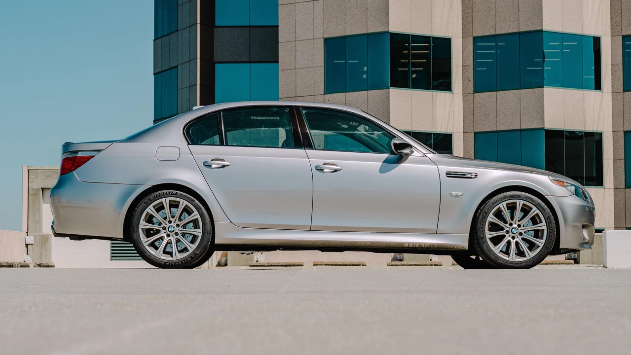 2007 BMW E60 M5 - Image 15 of 31