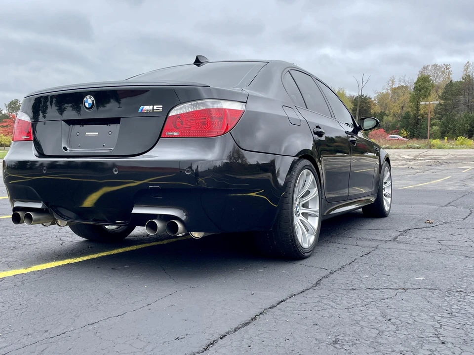 2007 BMW E60 M5 - Image 17 of 31