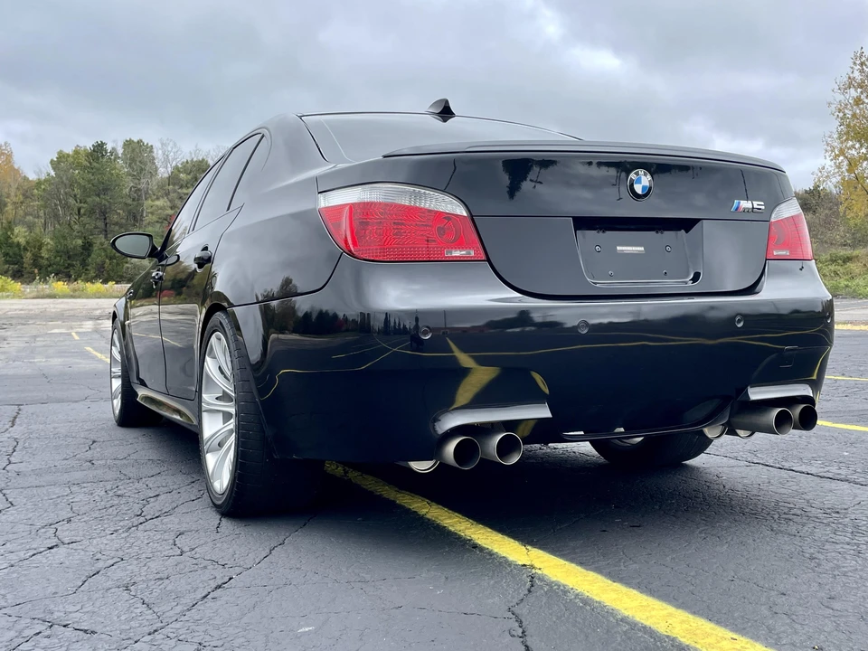 2007 BMW E60 M5 - Image 14 of 31