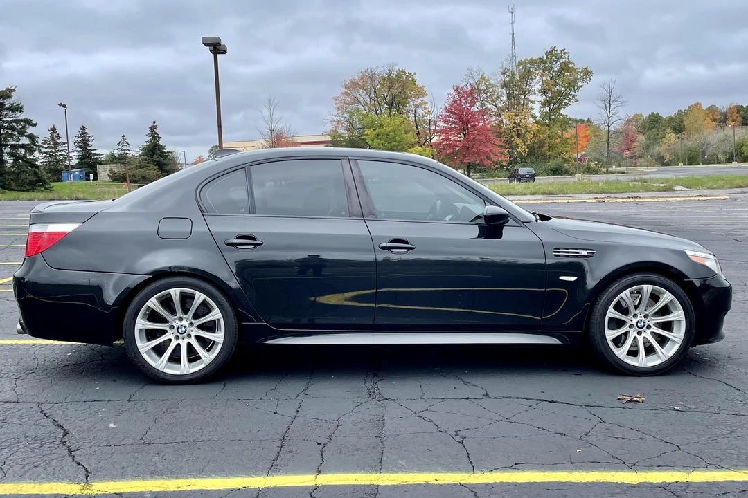2007 BMW E60 M5 - Image 3 of 31