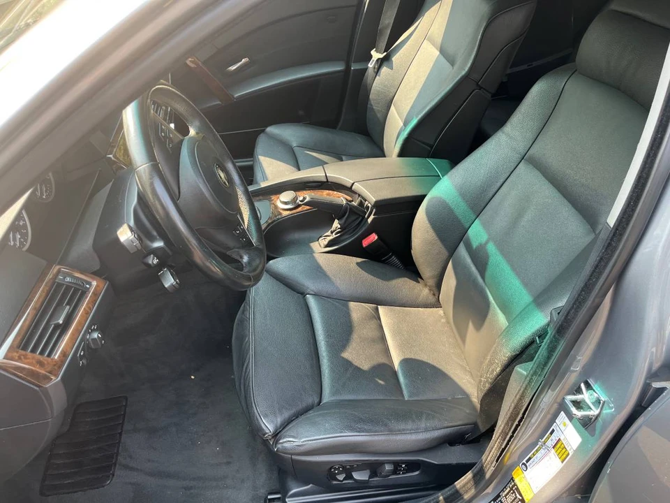 2007 BMW E60 545i & 550i Sedan - Image 6 of 14