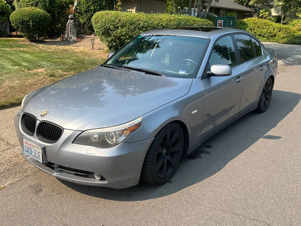 2007 BMW E60 545i & 550i Sedan - Image 2 of 14