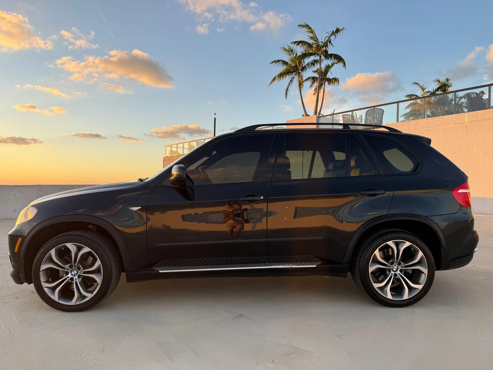 2007 BMW E70 X5 4.8i & xDrive50i - Image 14 of 31
