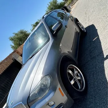 2007 BMW X5 4.8i