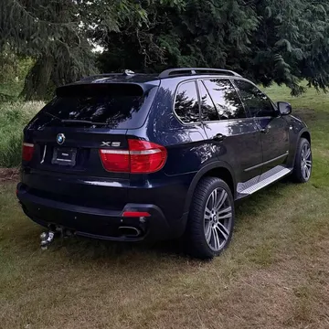 2007 BMW X5 4.8i Sport Utility 4D