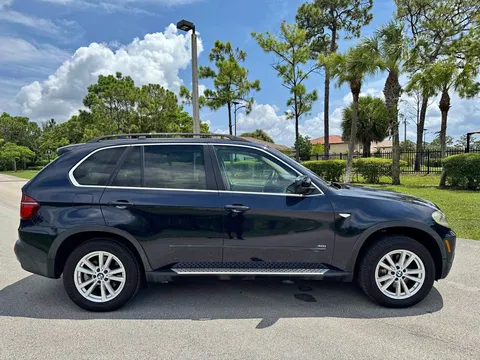 2007 BMW X5 4.8is Sport Utility 4D