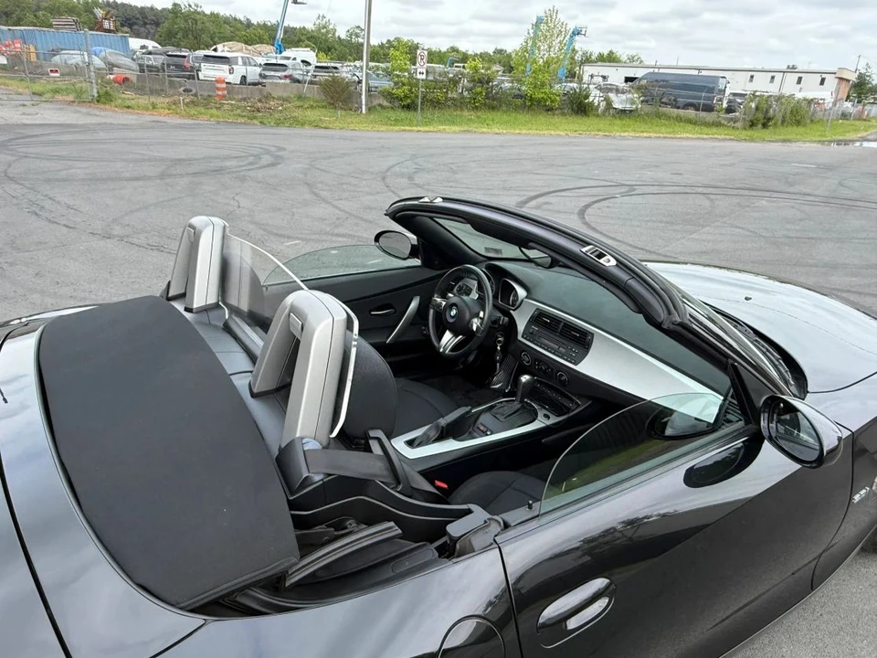 2007 BMW Z4 - Image 12 of 31