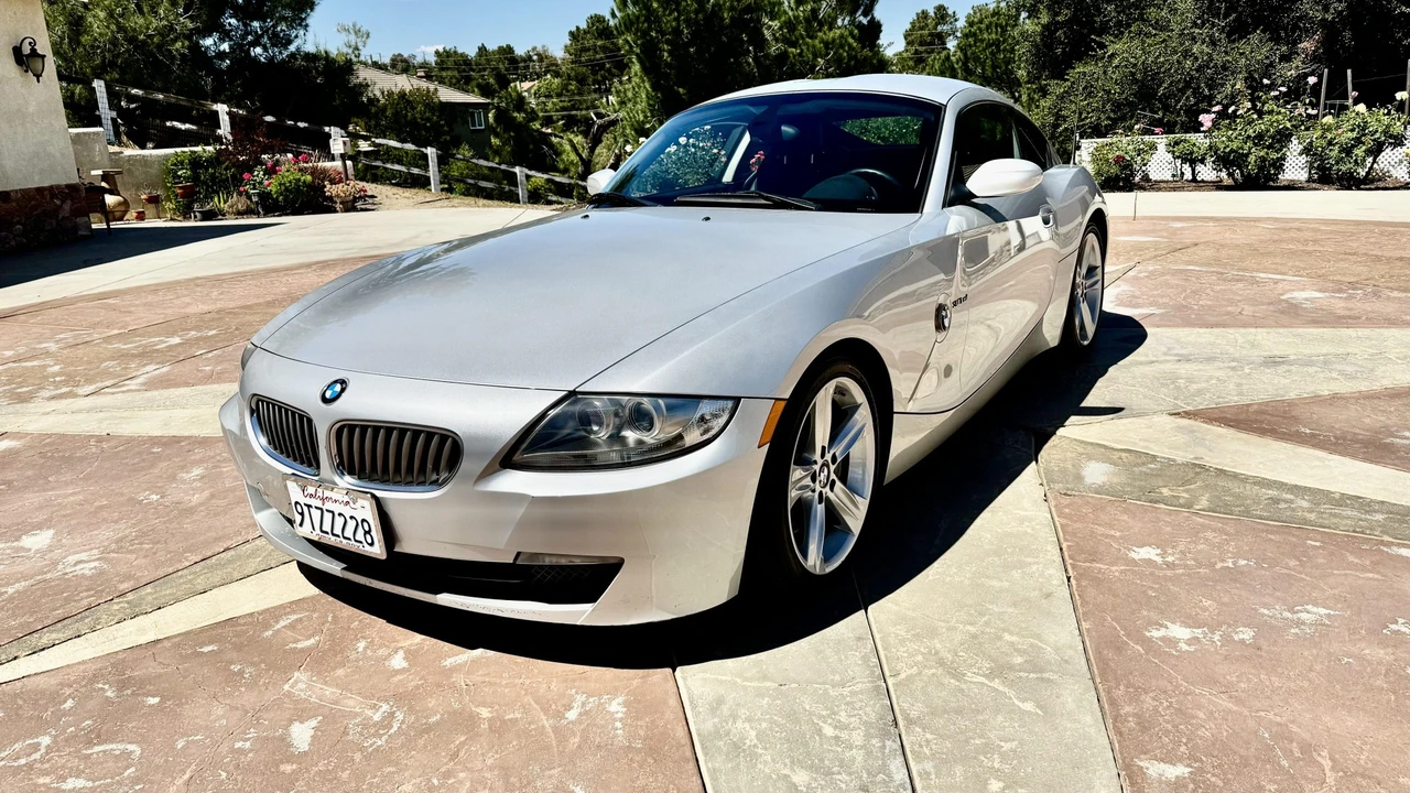 2007 BMW E86 Z4 Coupe - Image 2 of 31