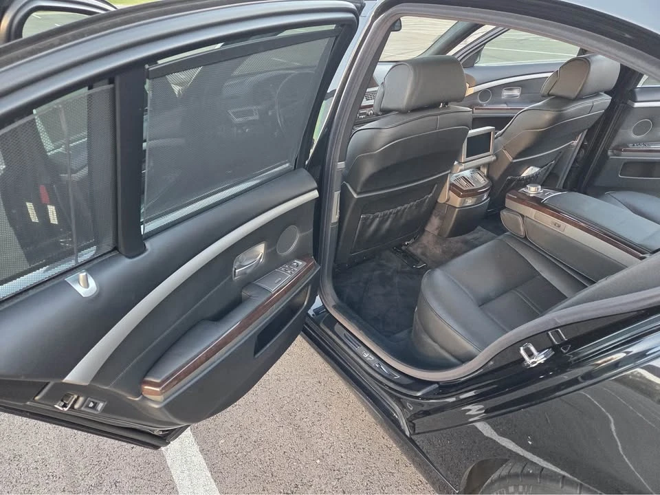 2007 BMW Alpina B7 - Image 11 of 19