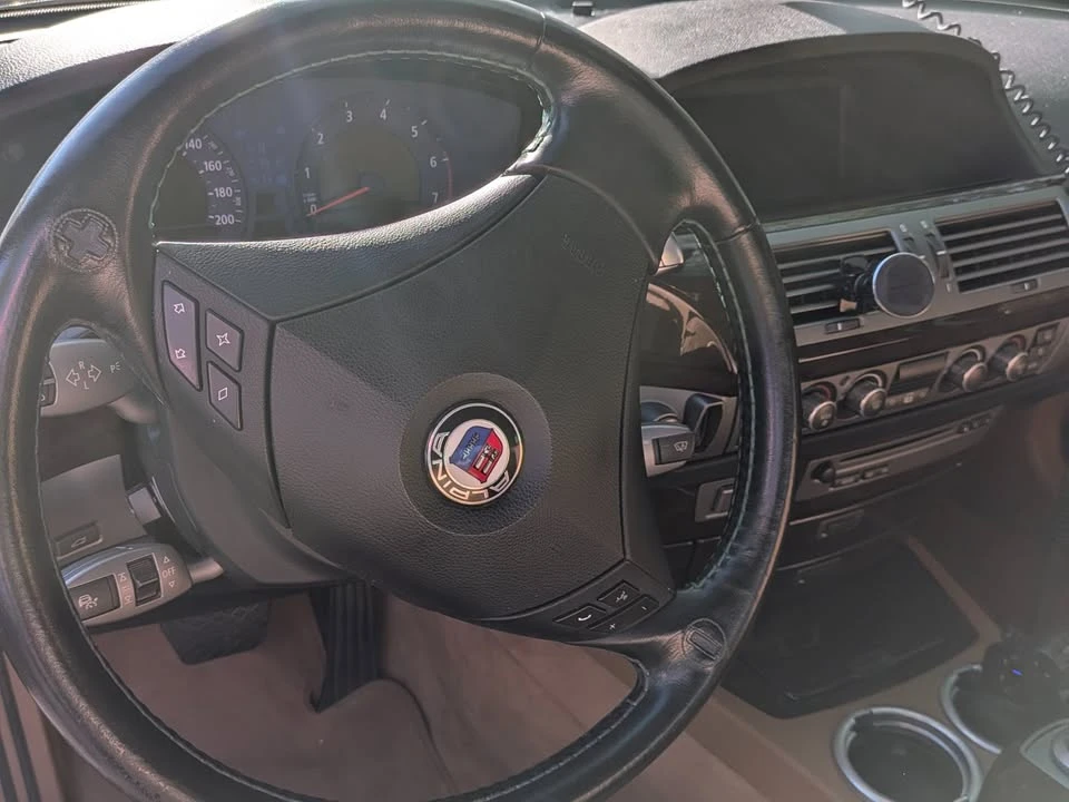 2007 BMW Alpina B7 - Image 13 of 20