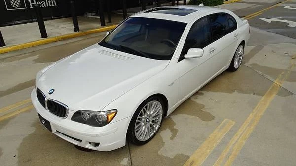 2007 BMW E65/E66 750i & 760i Sedan - Image 8 of 17