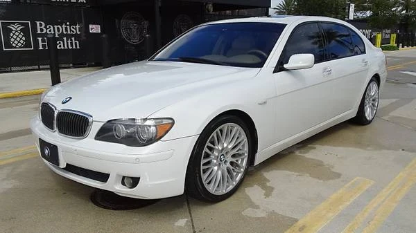 2007 BMW E65/E66 750i & 760i Sedan - Image 6 of 17