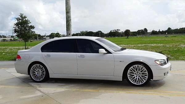 2007 BMW E65/E66 750i & 760i Sedan - Image 3 of 17