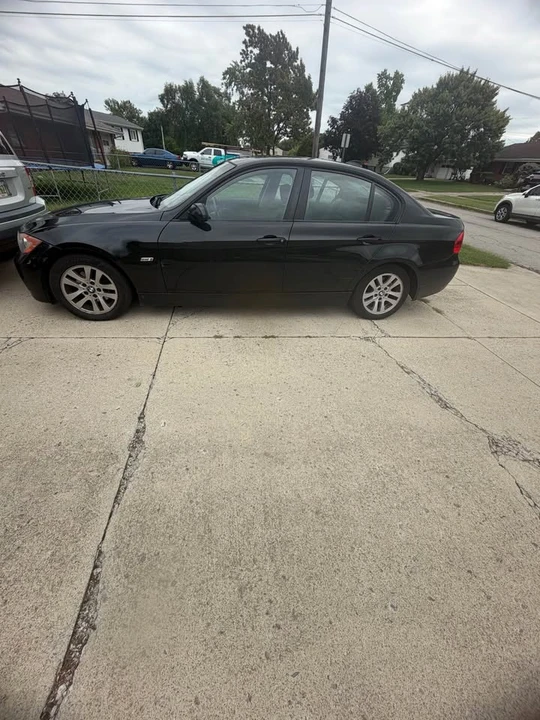 2007 BMW iX - Image 2 of 6
