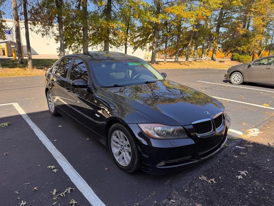 2007 BMW iX - Image 2 of 4