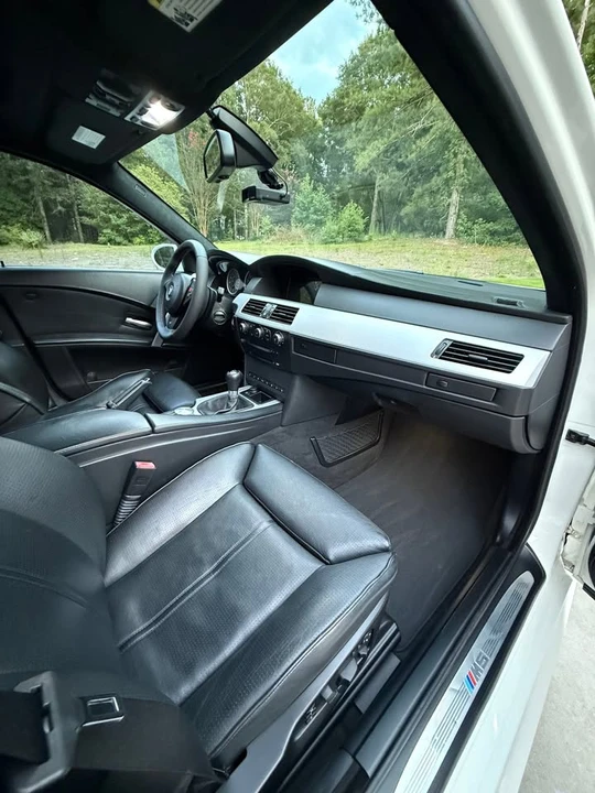2007 BMW E60 M5 - Image 11 of 19