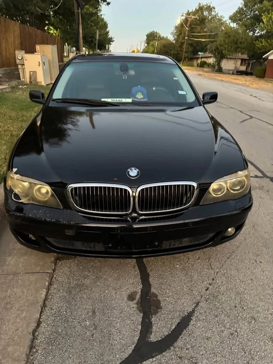 2007 BMW E65/E66 750i & 760i Sedan - Image 2 of 3