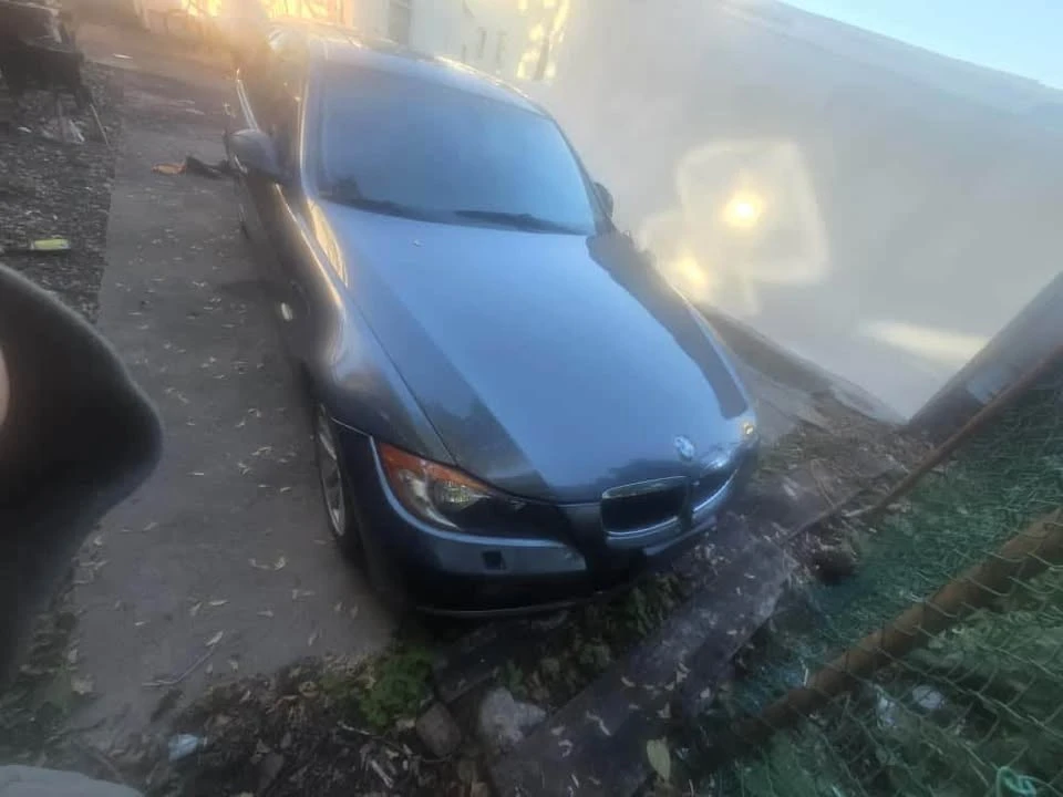 2007 BMW E90 3 Series Sedan - Image 3 of 4