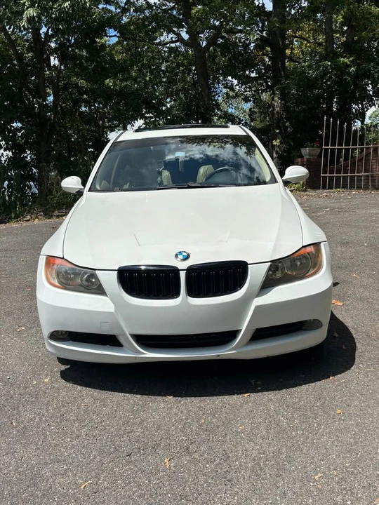 2007 BMW E90 3 Series Sedan - Image 2 of 9