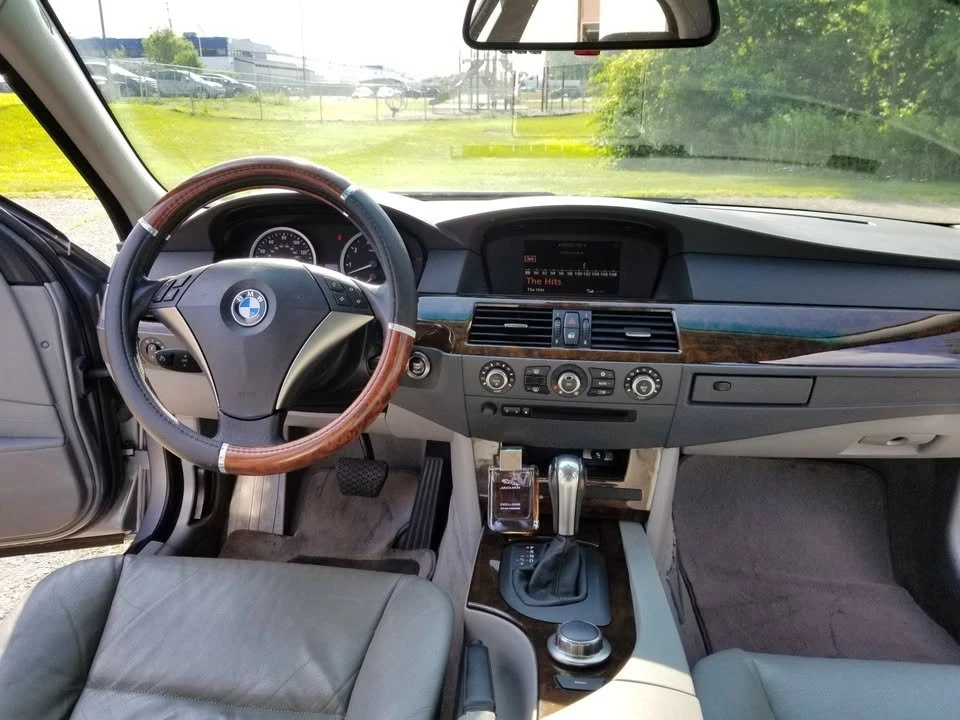 2007 BMW E60 5 Series Sedan - Image 10 of 20