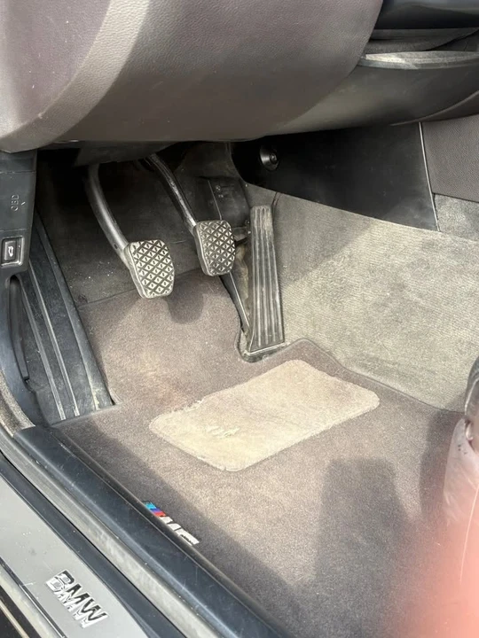 2007 BMW E60 545i & 550i Sedan - Image 16 of 17