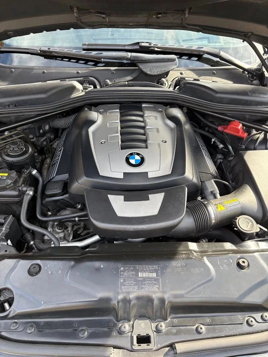 2007 BMW E60 545i & 550i Sedan - Image 13 of 17