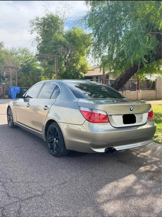 2007 BMW E60 5 Series Sedan - Image 2 of 7