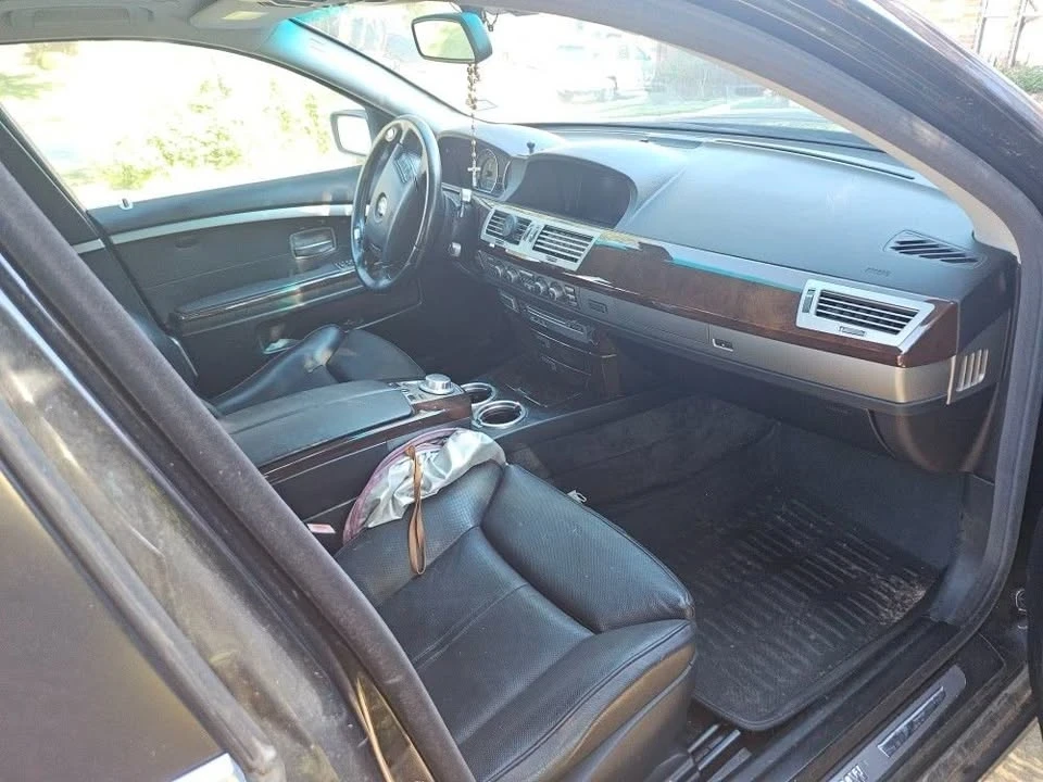 2007 BMW E65/E66 750i & 760i Sedan - Image 4 of 7