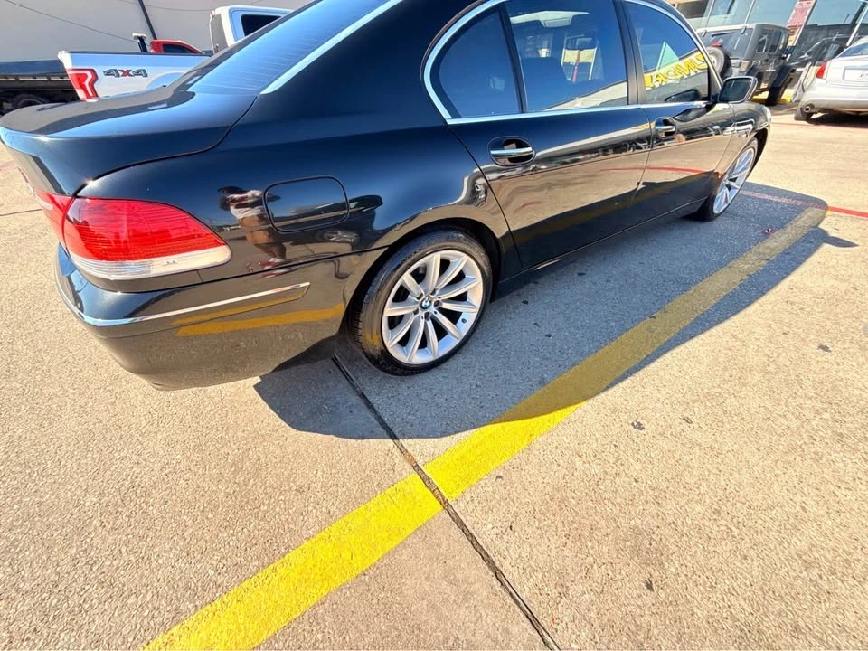 2007 BMW E65/E66 750i & 760i Sedan - Image 2 of 10