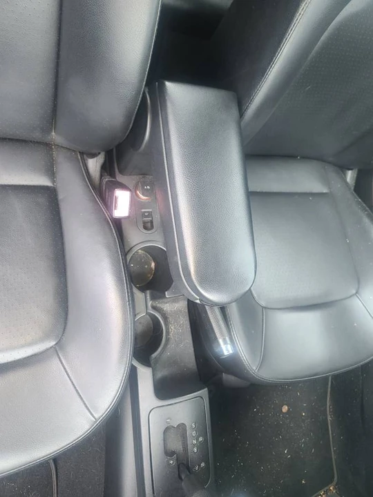 2007 Volkswagen New Beetle - Image 12 of 16