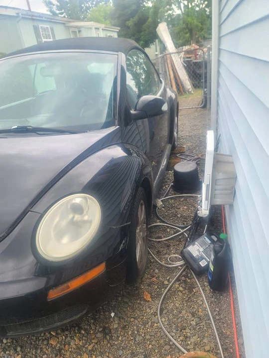 2007 Volkswagen New Beetle - Image 3 of 16
