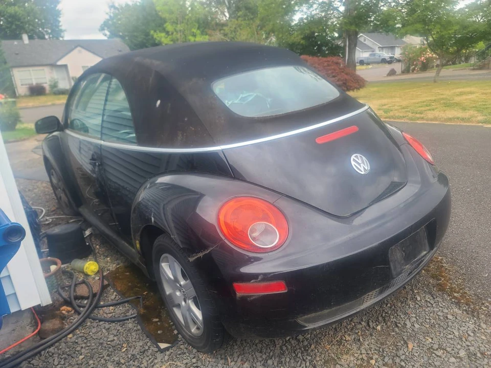 2007 Volkswagen New Beetle - Image 4 of 16