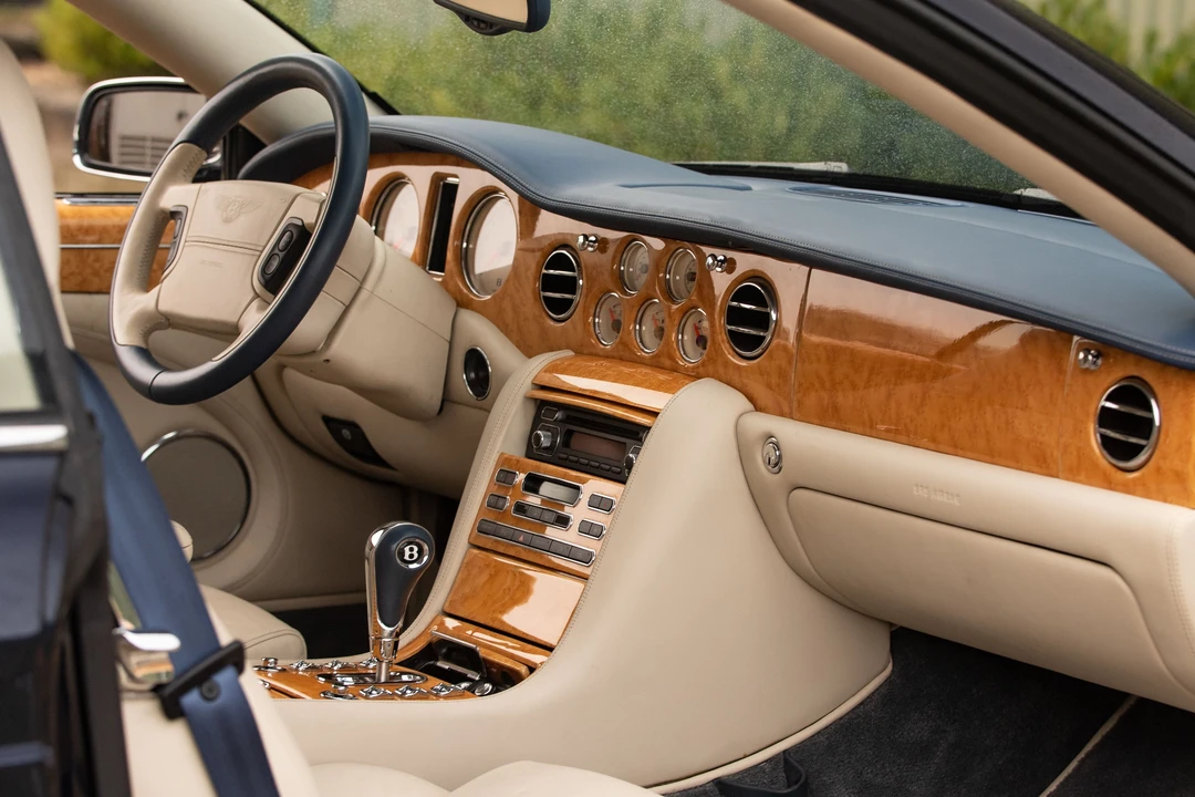 2007 Bentley - Image 23 of 31