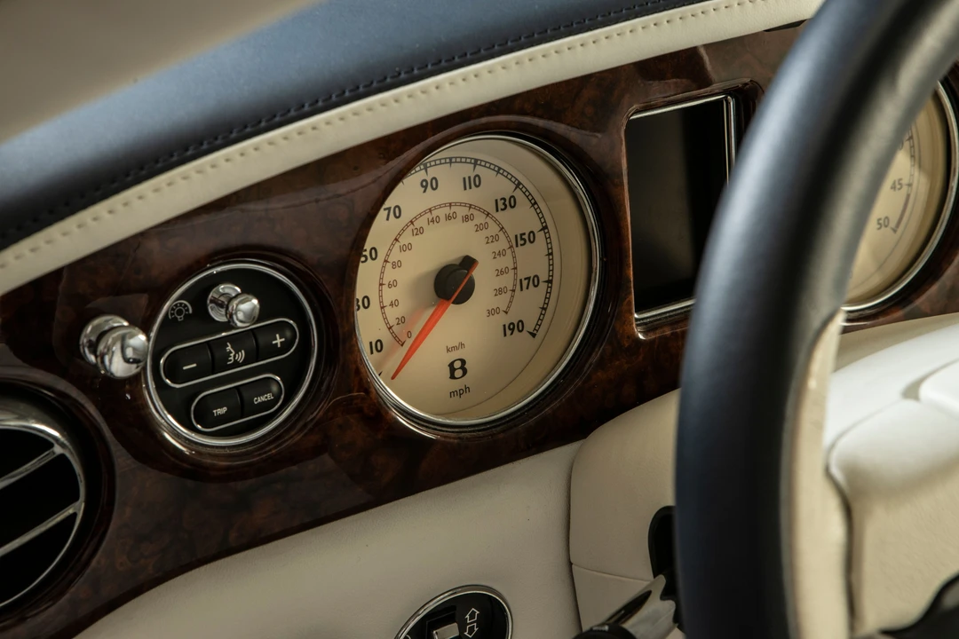 2007 Bentley Azure 2nd Gen - Image 15 of 22